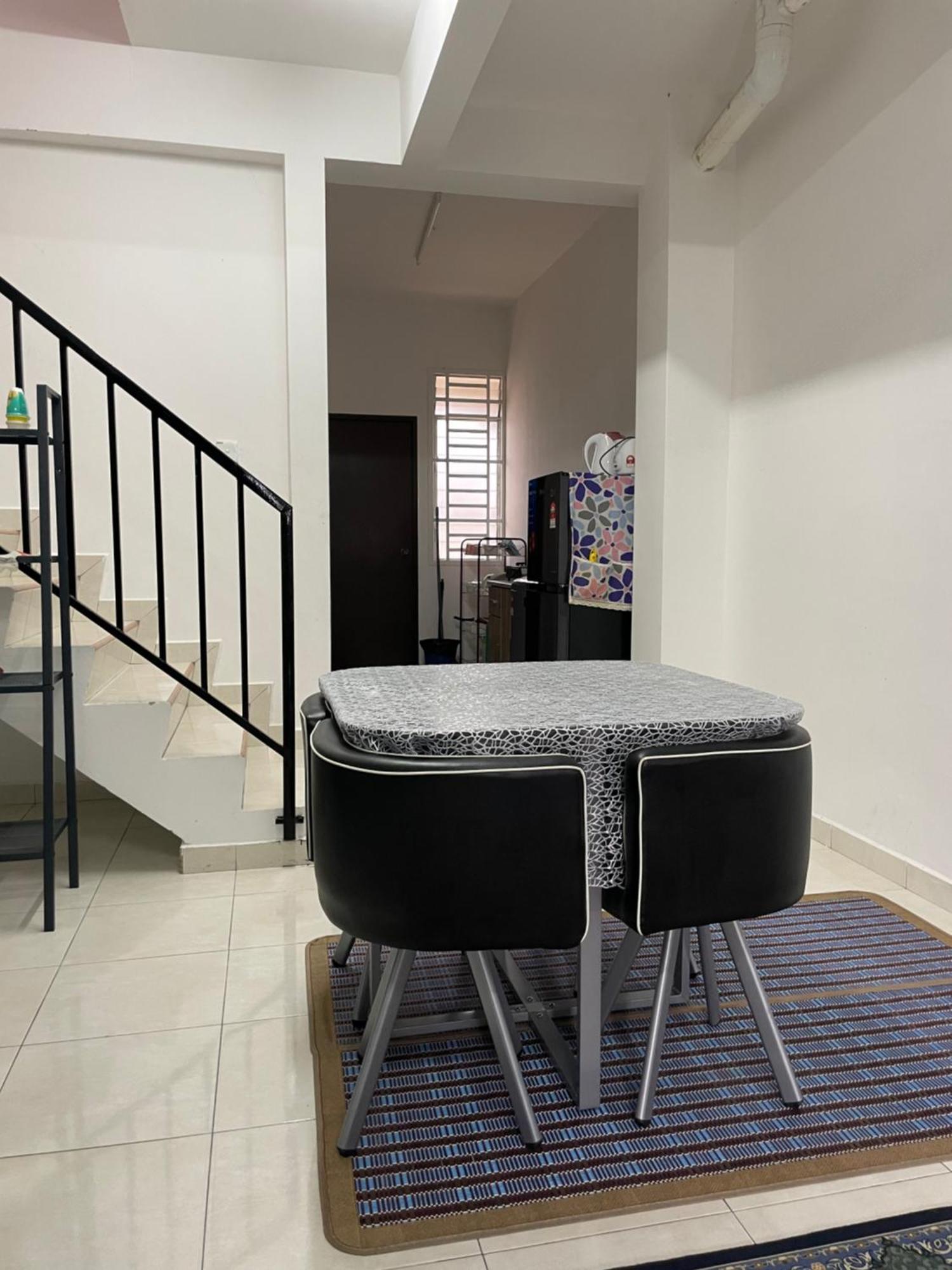 D'Cahaya Homestay Batu Pahat Exterior foto