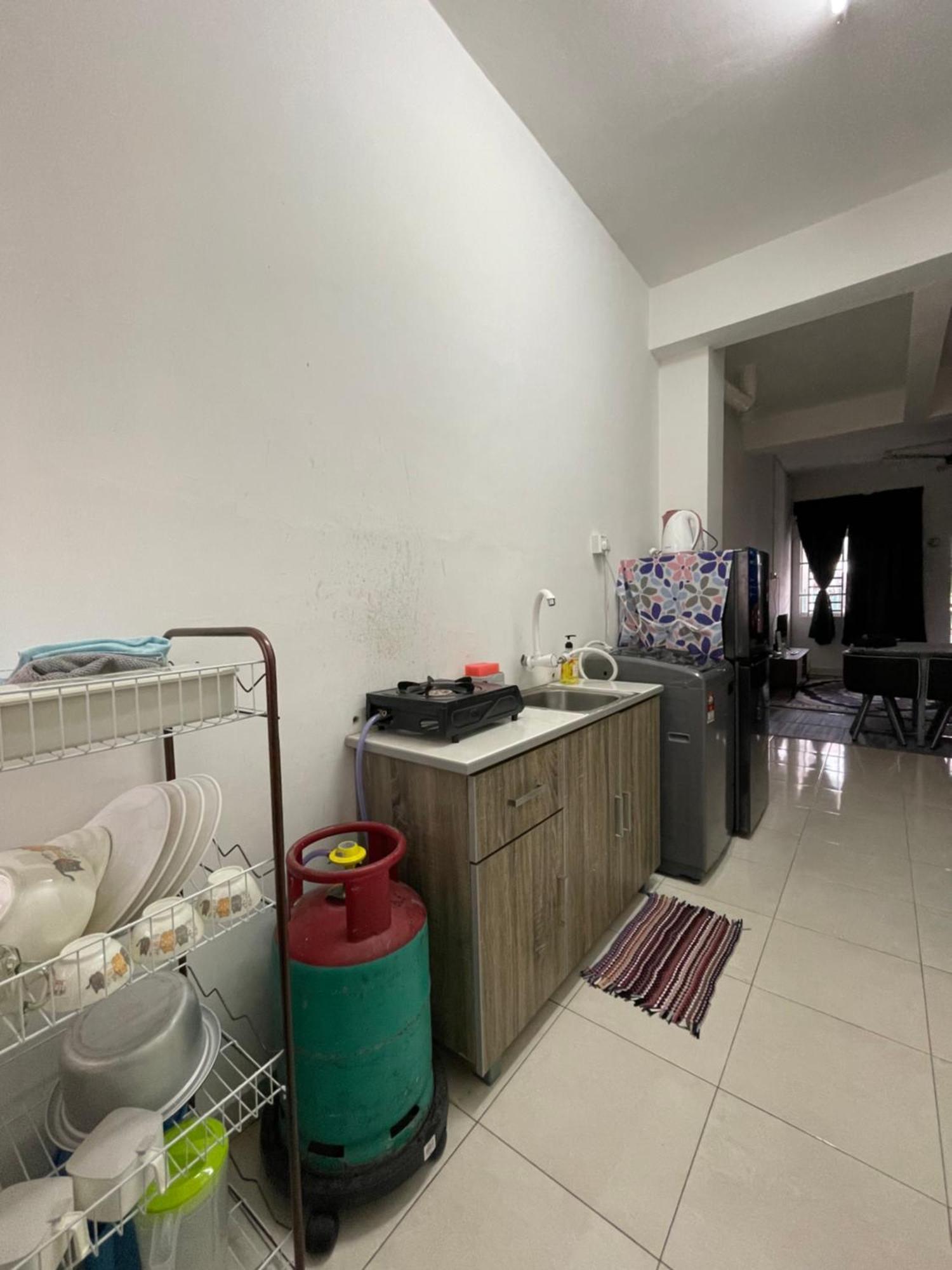 D'Cahaya Homestay Batu Pahat Exterior foto